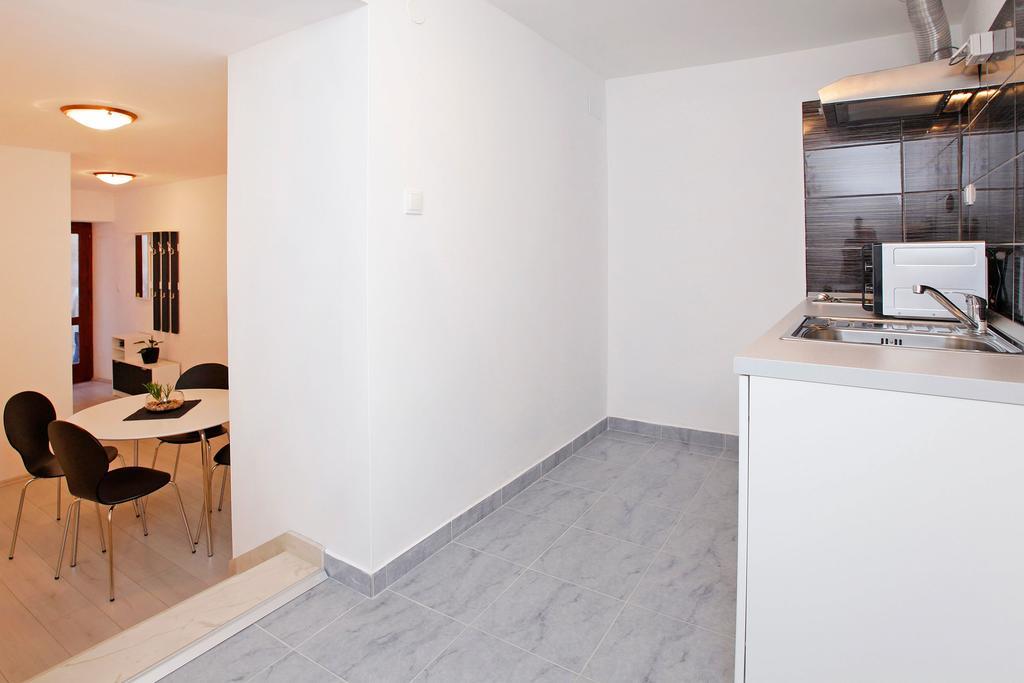 Apartments Park Vela Luka Rom bilde